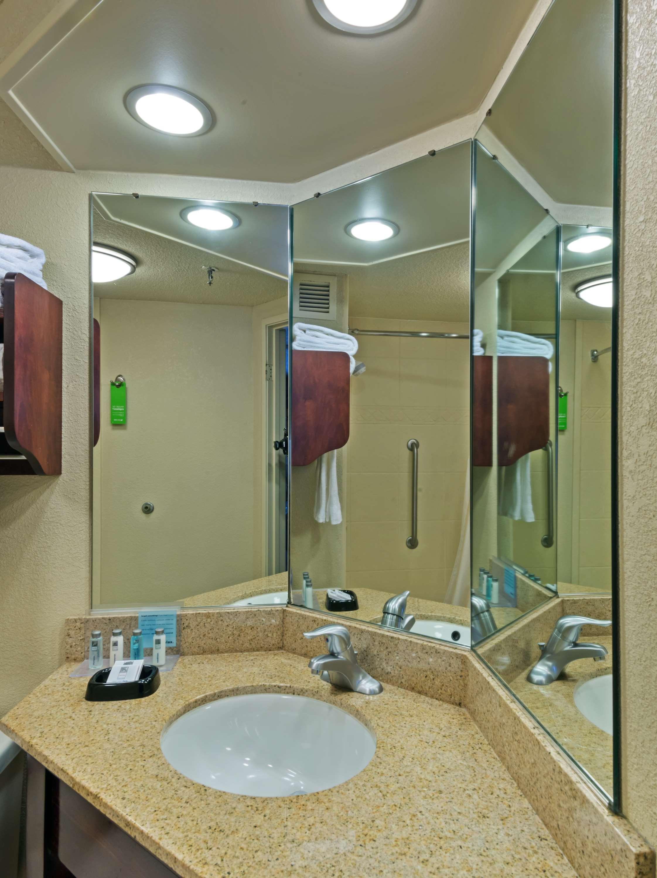 Hampton Inn I-10 & College Drive Baton Rouge Exteriör bild
