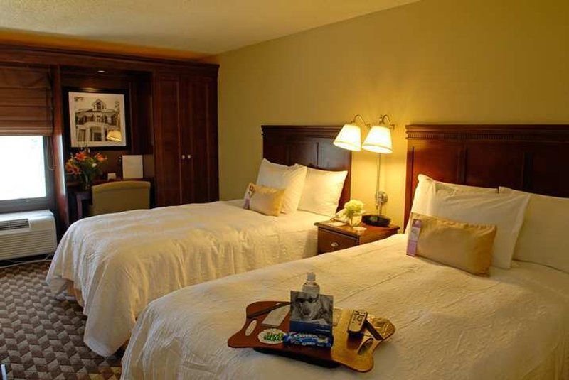 Hampton Inn I-10 & College Drive Baton Rouge Exteriör bild